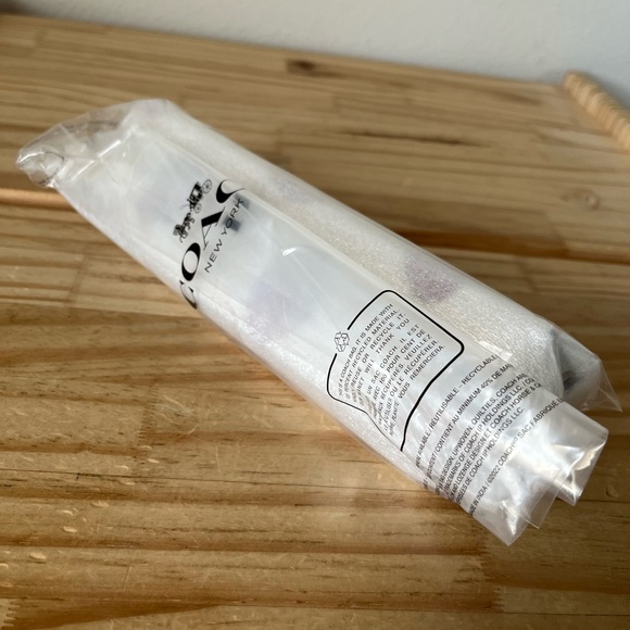 Coach Coach Pencil Case With Strawberry Print🎈🎈 - Picture 9 of 9